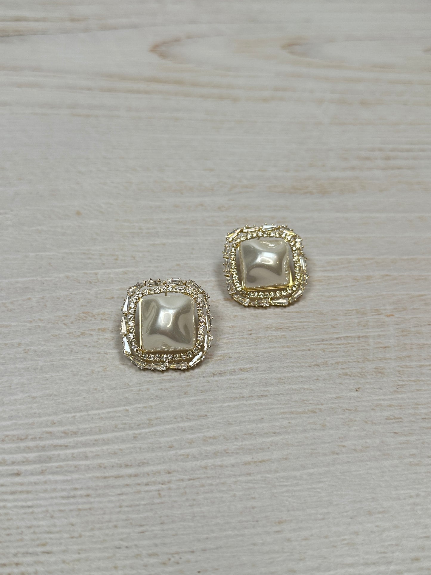 Square Cubic Zirconia Pearl Earring