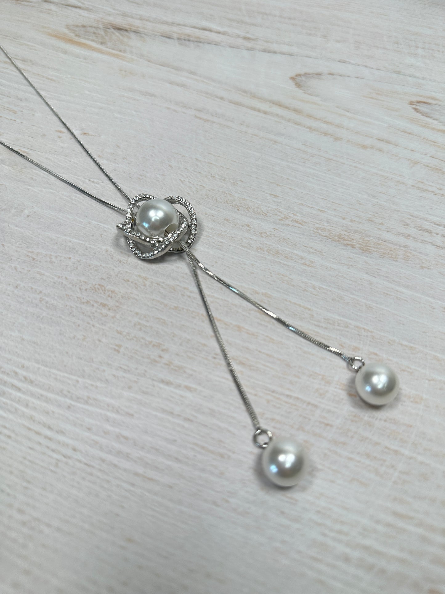 Women Fashion Pendant With Pearl