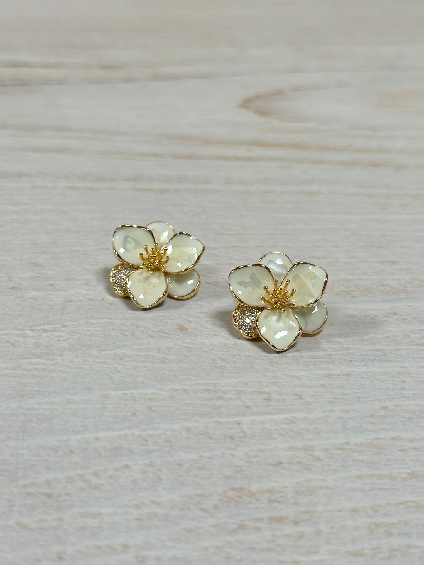 Beautiful Flower Earring