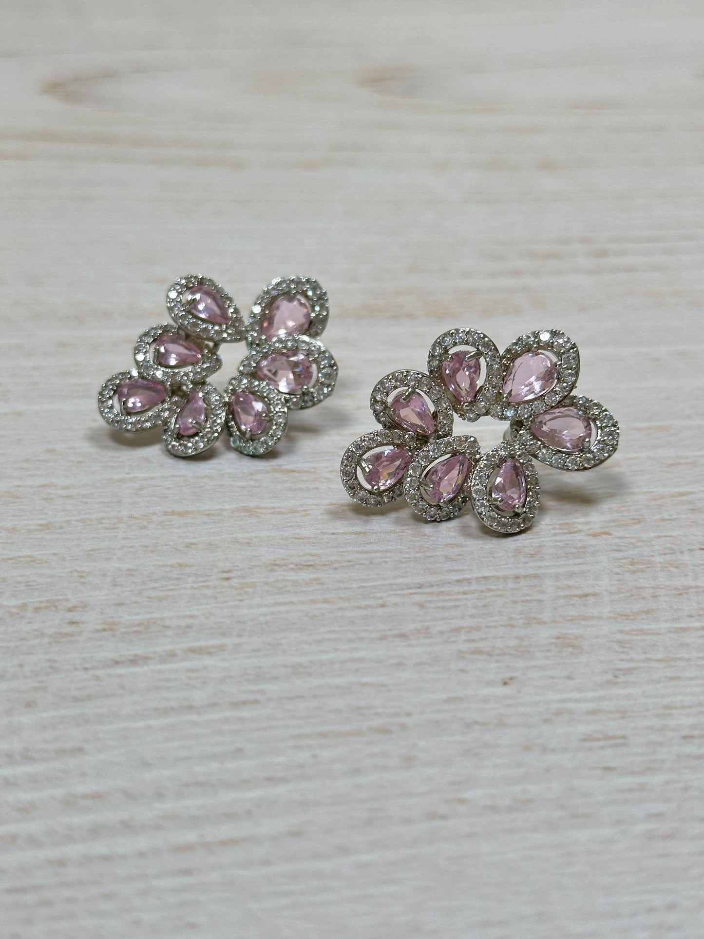 Elegant Cubic Zirconia Earring, Pink