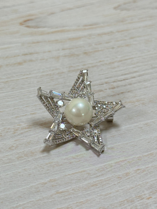 Star Brooch Cubic Zirconia