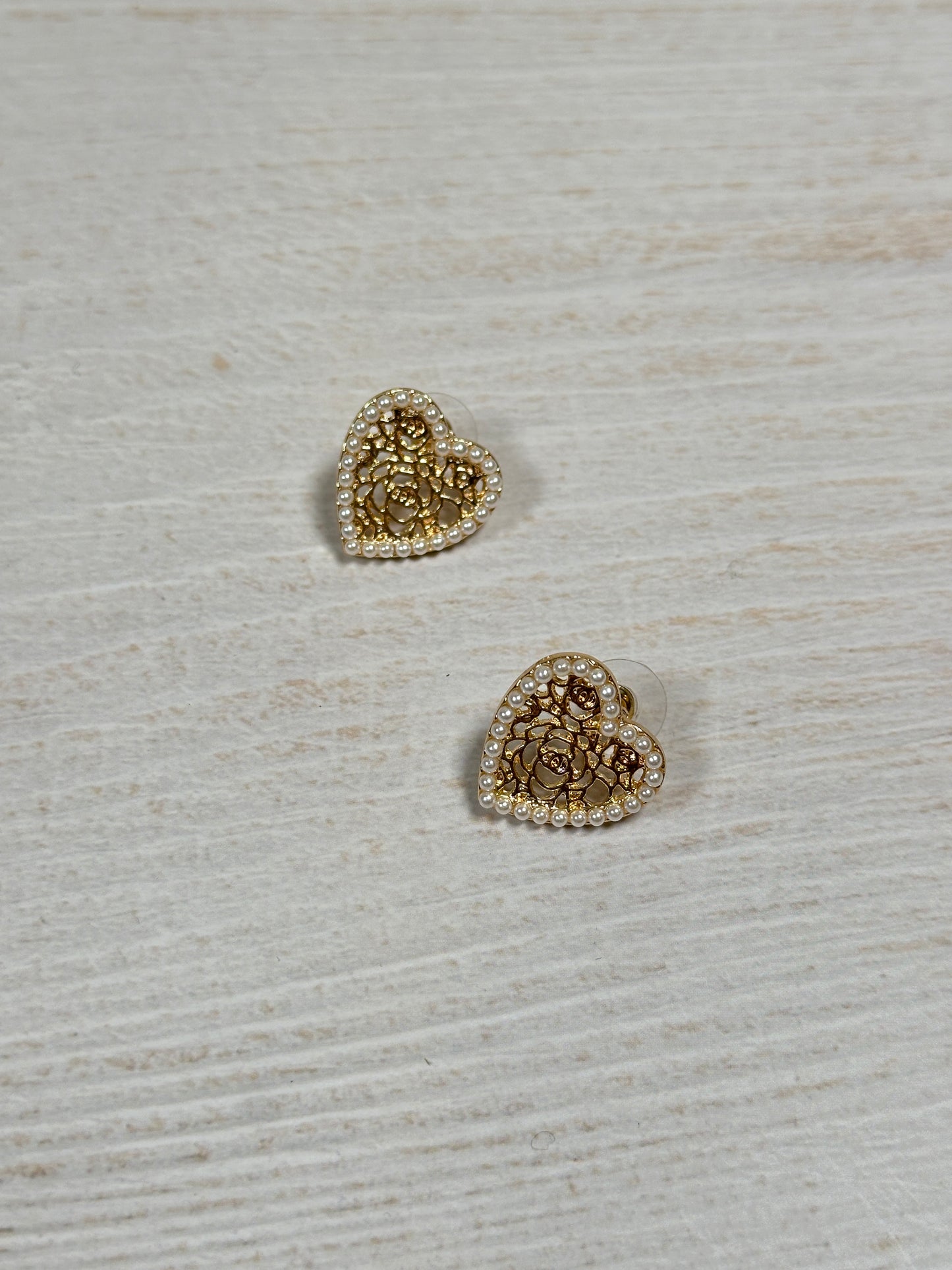 Heart Pearl Earring