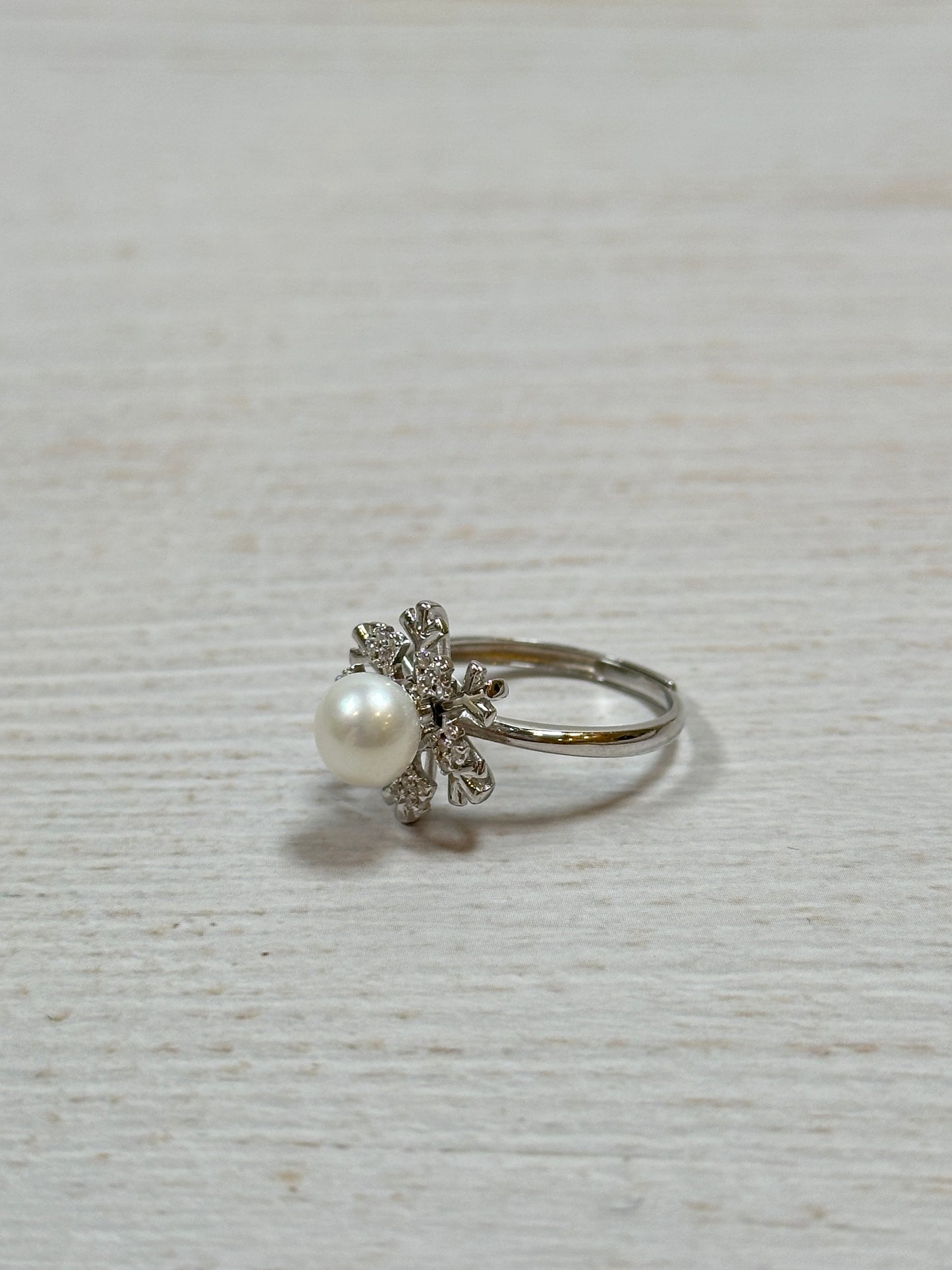 Snow Flake Real Pearl with Cubic Zirconia Adjustable Ring