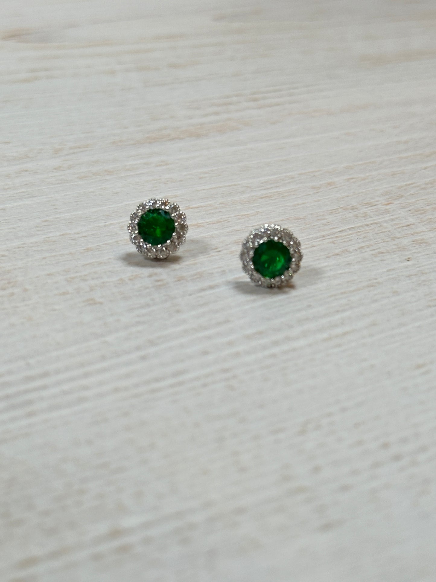 Elegant Earring Stud