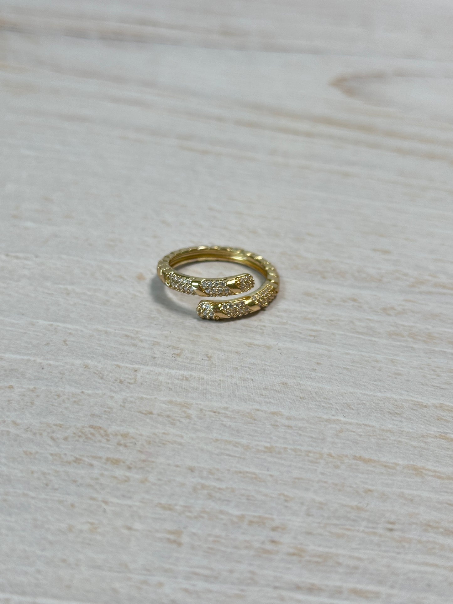 Stylish Adjustable Ring Simple Design