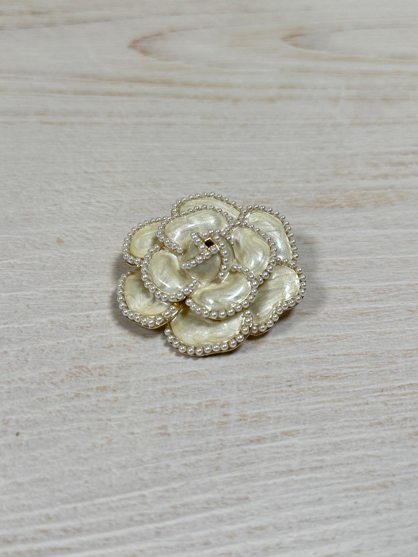 Flower Brooch with Pearl