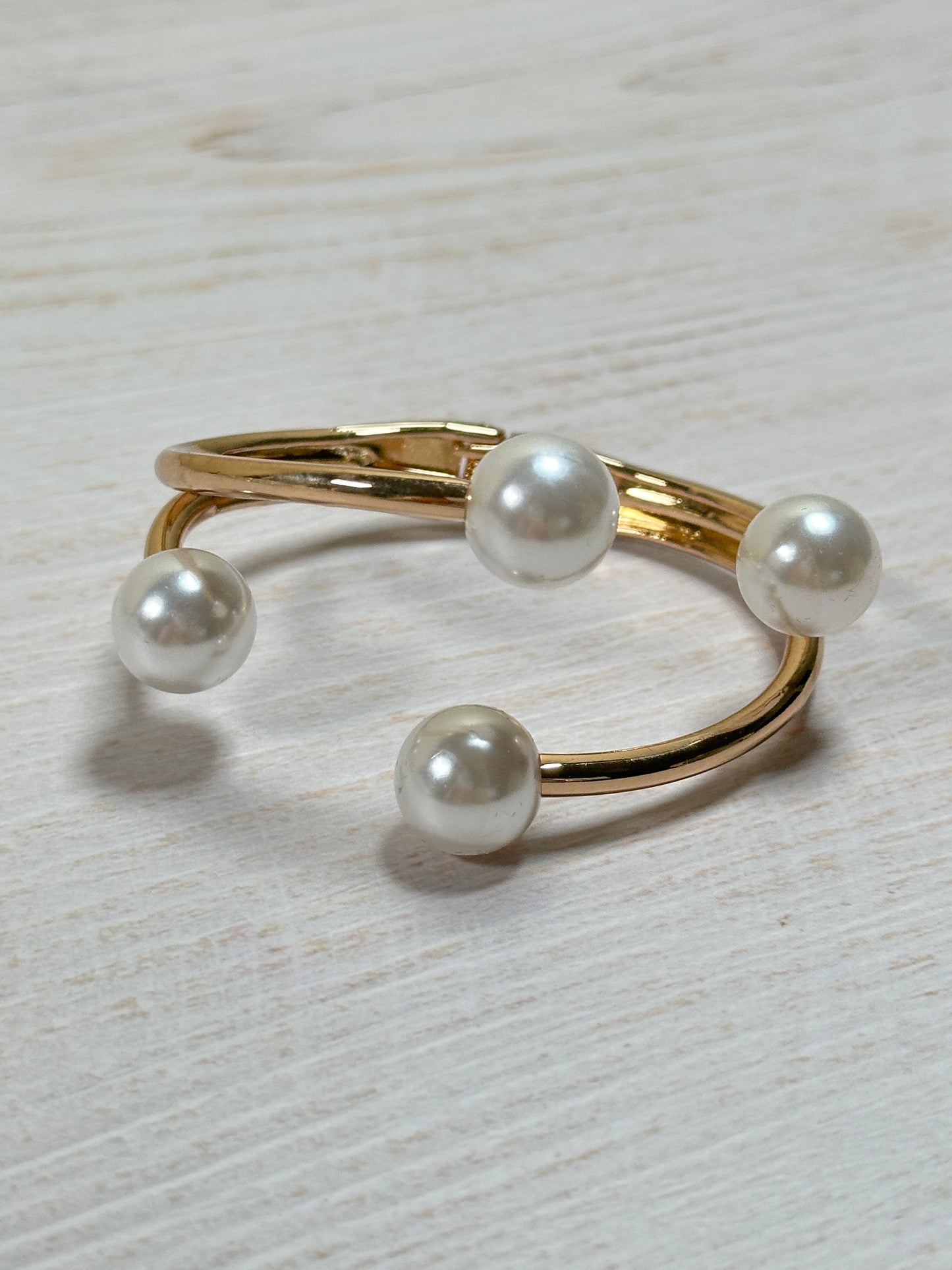 Trendy Pearl Bracelet, One Size