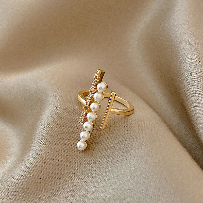 Women Fashion Pearl Ring