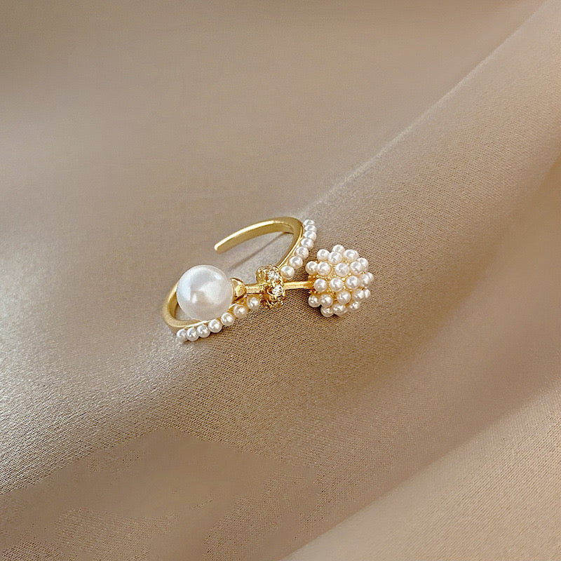 Women Creative Pearl Adjustable Ring