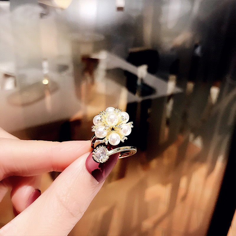 Women Quality Pearl Flower Adjustable Ring