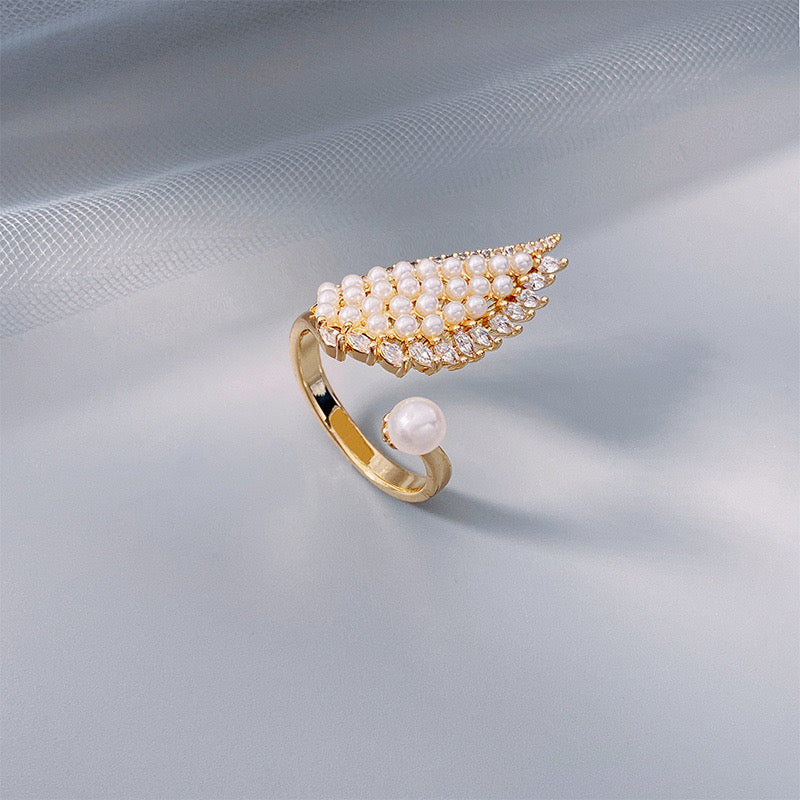 Women Quality Wing with Pearl Adjustable Ring