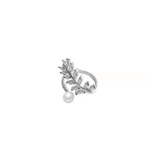 Favorite Women Adjustable Leaf Ring